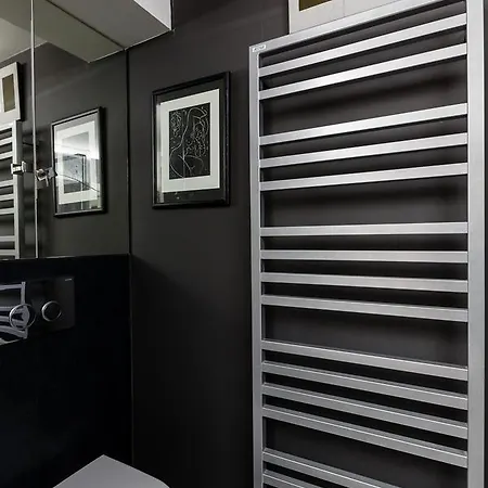 Veeve - Latin Quarter Retreat *